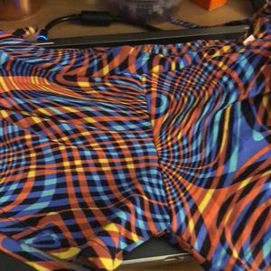 Shakti yoga shorts - small - great condition